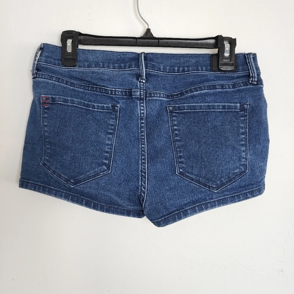 BDG Mid Rise Ankle Kicker Dark Wash Five Pocket Stretch  Women's Shorts Size 29